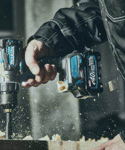 MAKITA
